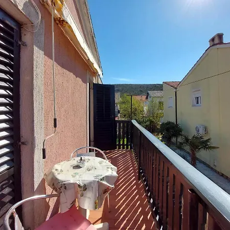 Apartment And Marica