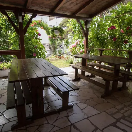 And Marica Lejlighed *